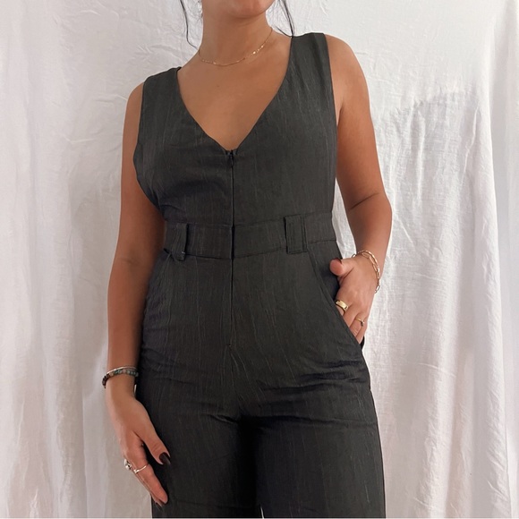 East West Label jumpsuit - Picture 3 of 8